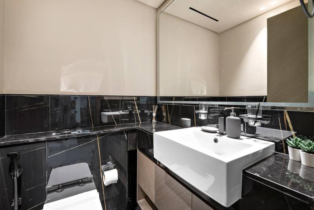 Apartment Stonetree - Modern 1br In Binghatti Creek Dubai